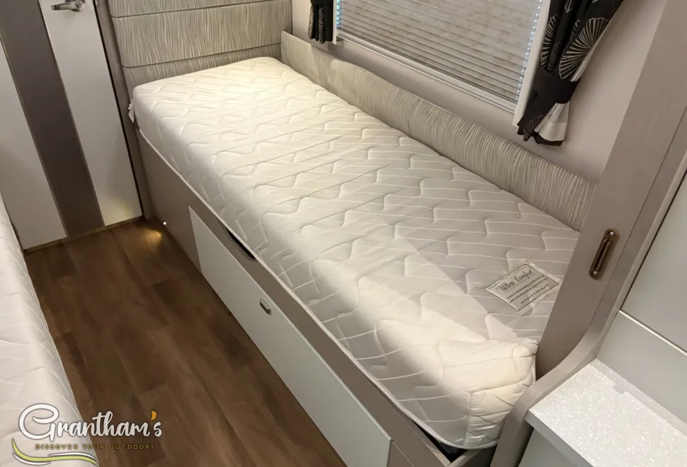 Swift Sterling Continental  2015