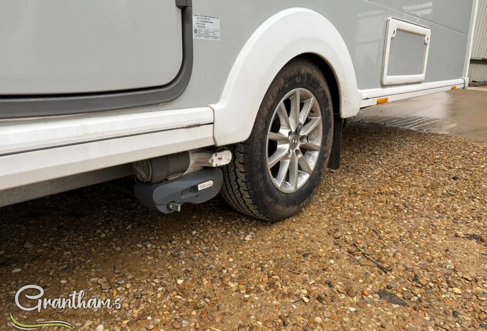 Coachman Laser  2023