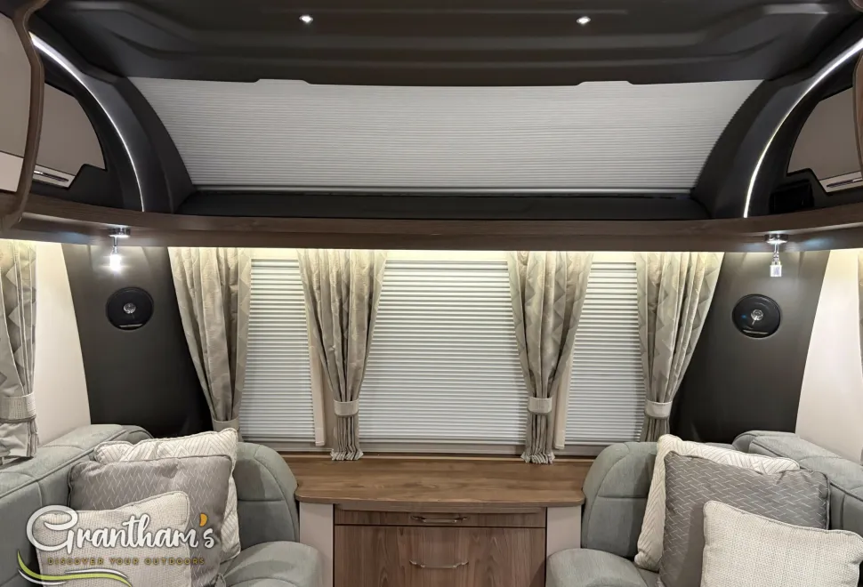 Coachman Laser  2023