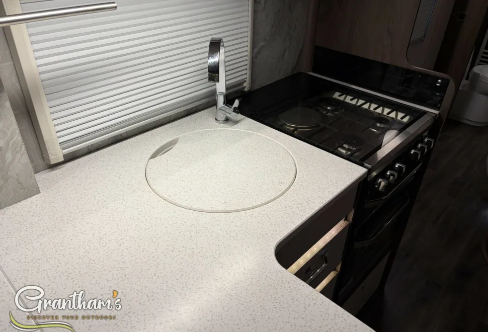 Coachman Laser  2023