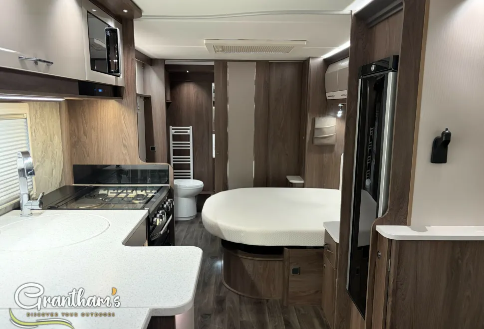 Coachman Laser  2023
