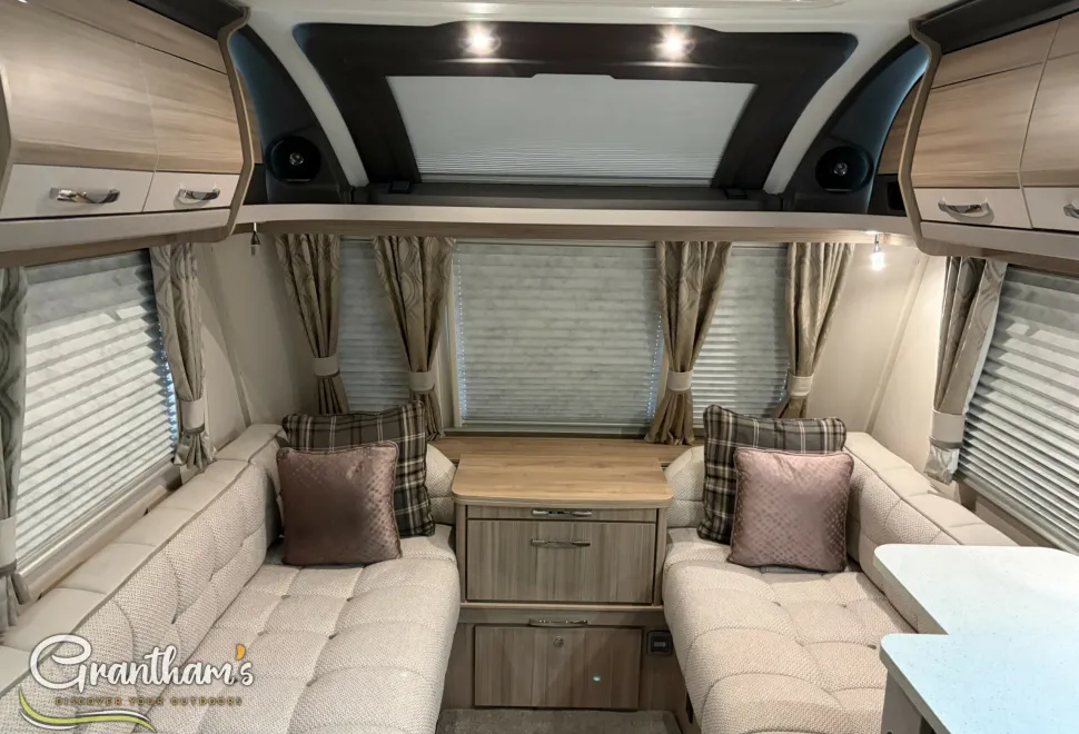 Coachman   2019