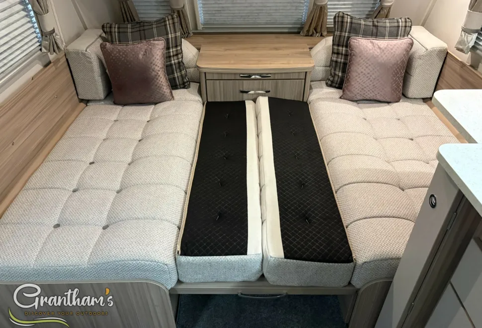 Coachman   2019