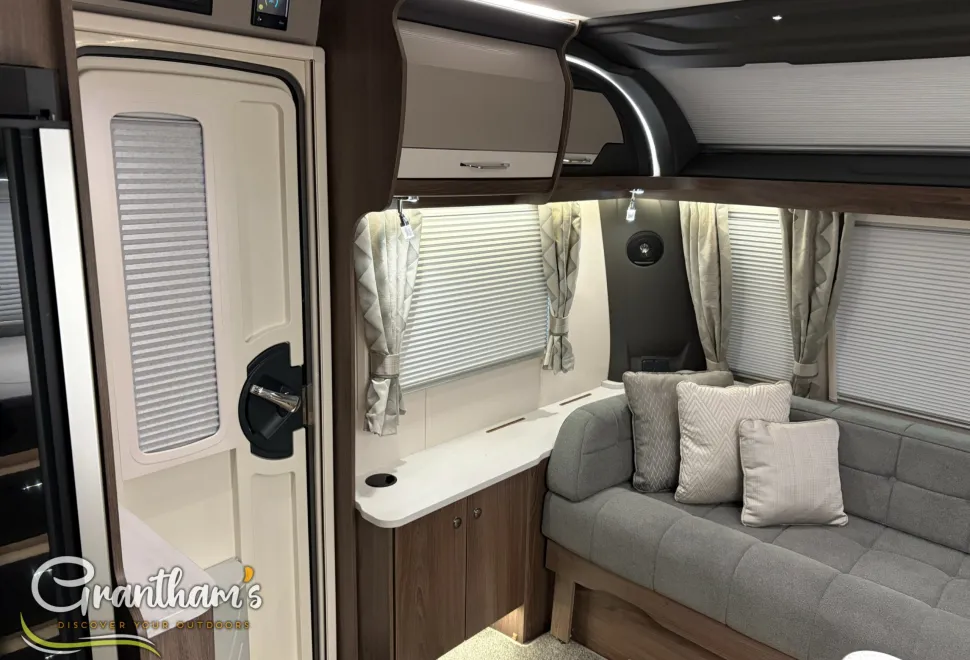 Coachman Laser  2023