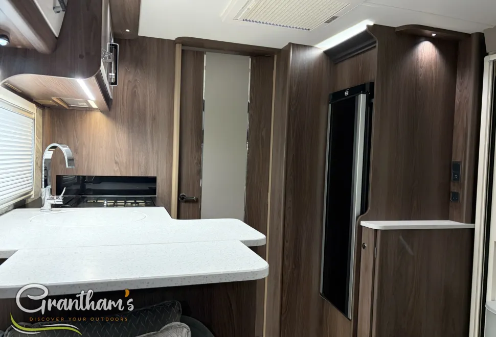Coachman Laser  2023