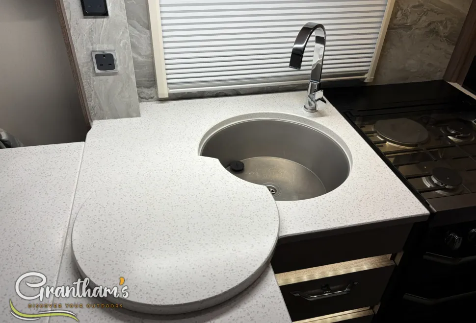 Coachman Laser  2023