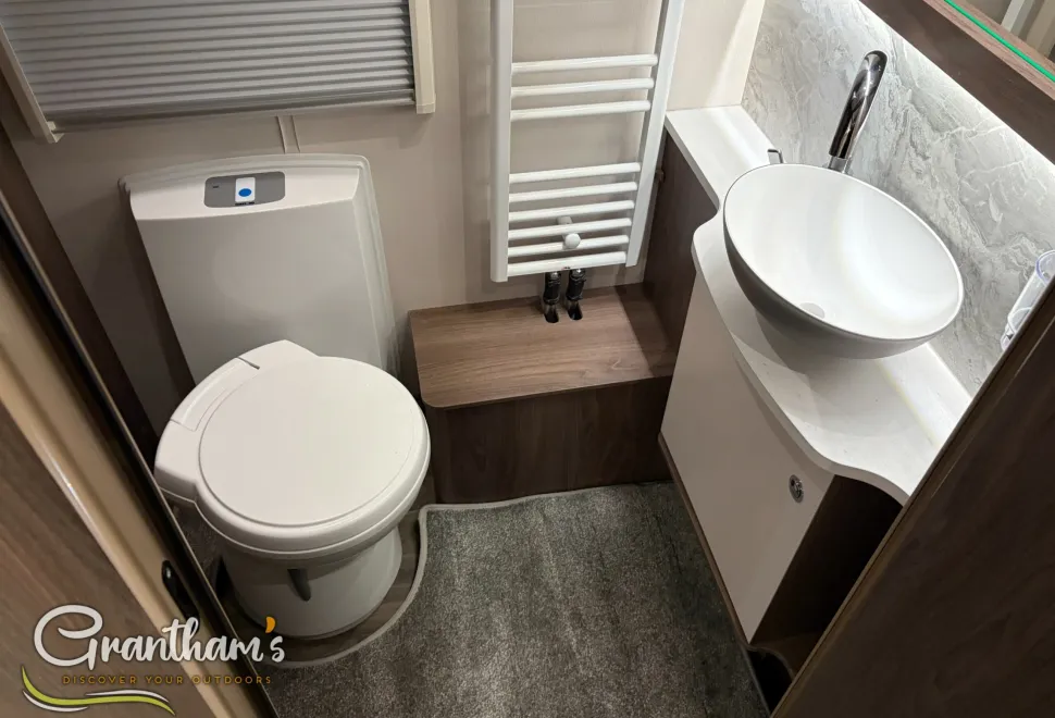 Coachman Laser  2023