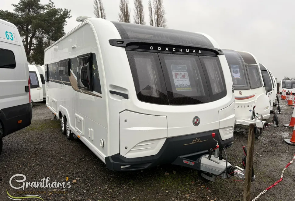 Coachman Lusso  2025