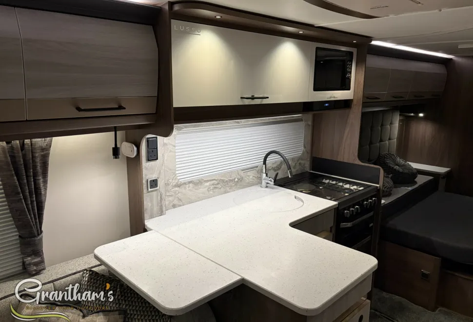 Coachman Lusso  2025