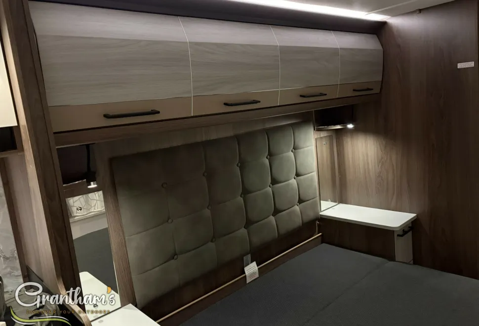 Coachman Lusso  2025