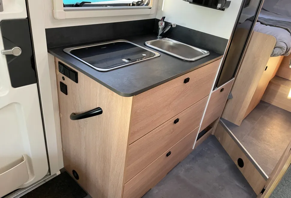 Joa Camp Motorhome 75T   2024