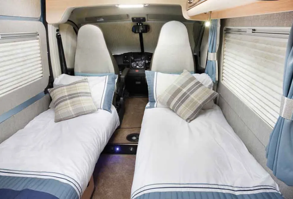 KEMERTON_XL_SINGLE_BEDS-69489