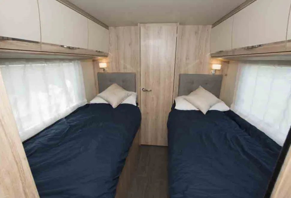 Eura-Mobil-twin-beds-83650