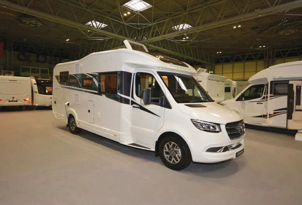 Coachman Travel Master Sportivo 565 low-profile motorhome