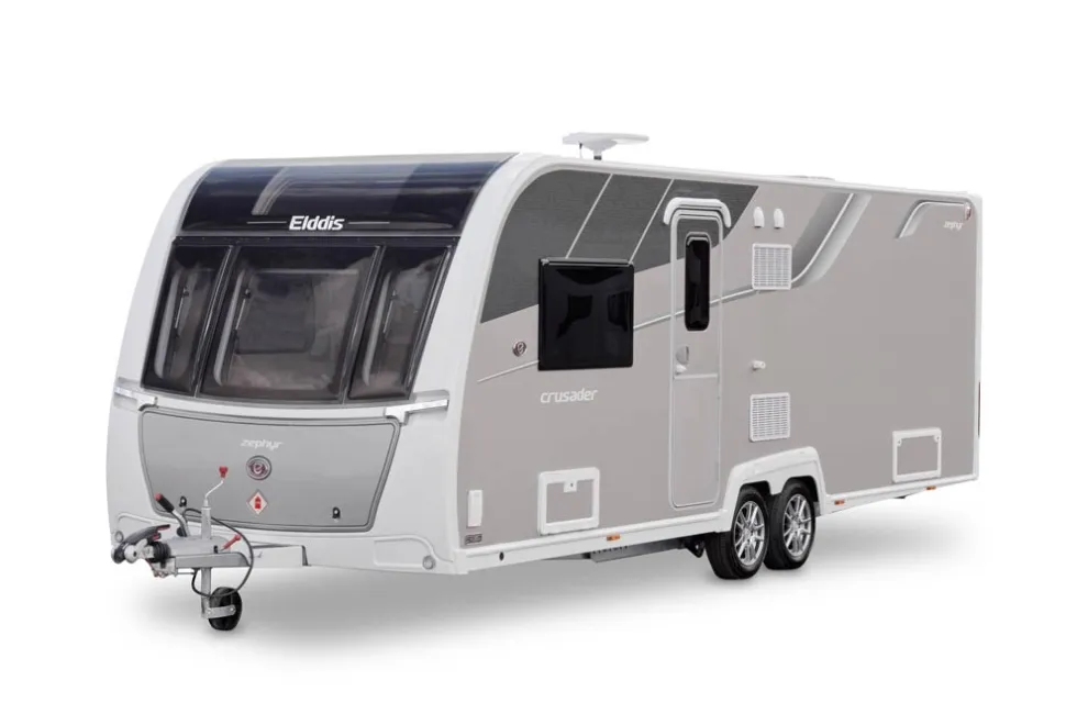 Elddis-Crusader-Zephyr-THIS-IS-THE-ONLY-ONE-WE-HAVE,-I-know-it&rsquo;s-the-wrong-side-25991