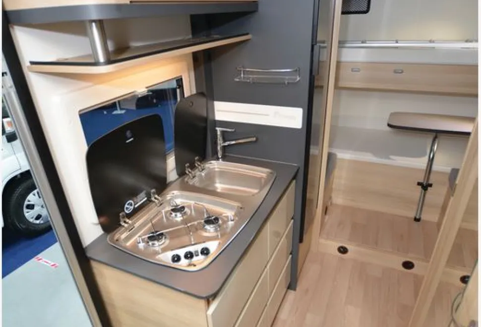 Itineo-Noamd-A-class-motorhome-view-rear-24358
