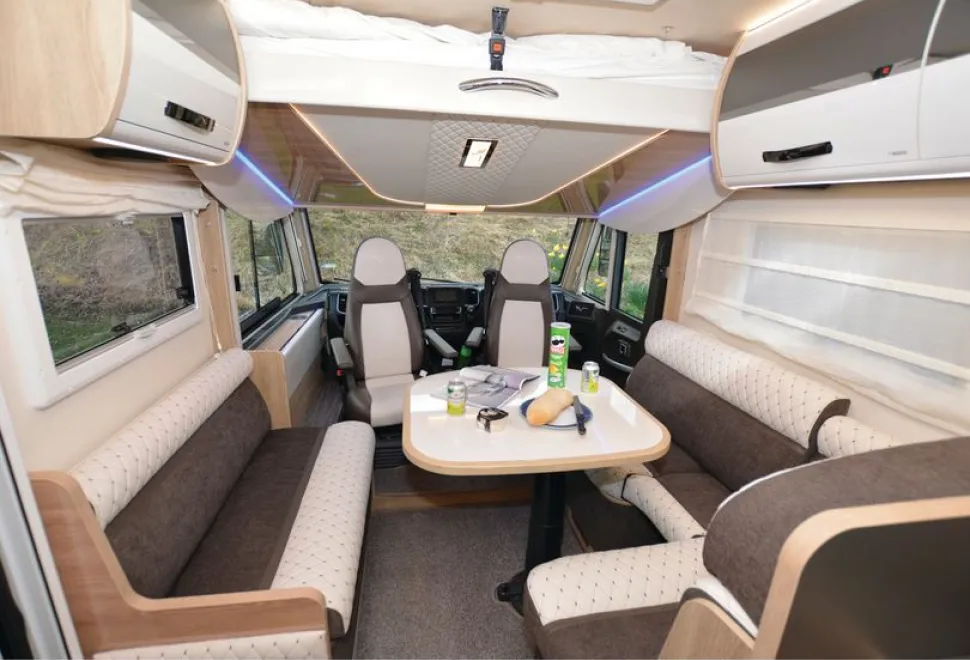 Mobilvetta-Tekno-Line-K-Yacht-59-lounge-89955
