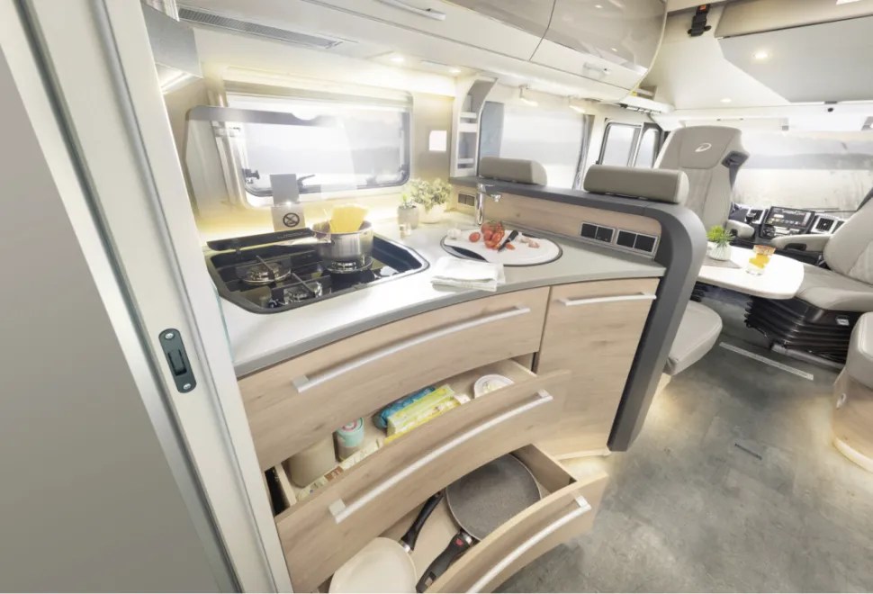Dethleffs-I-7150-2-DBM-kitchen-(photo-courtesy-of-Dethleffs)-42489