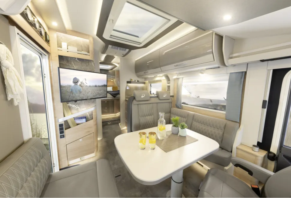 Dethleffs-I-7150-2-DBM-interior-(photo-courtesy-of-Dethleffs)-45025