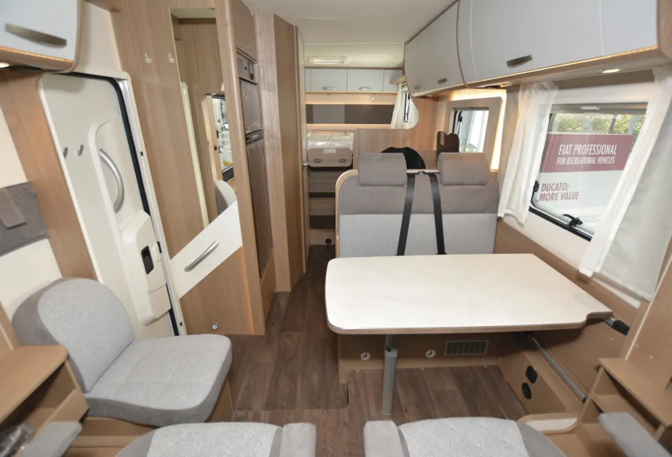 Carado-I-338-Clever-interior-43165