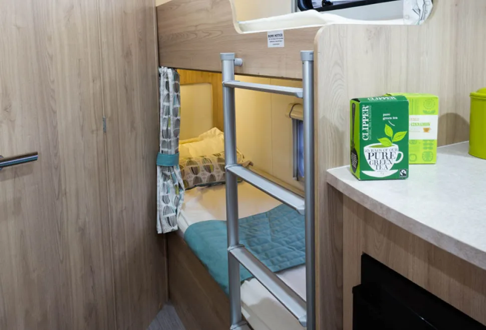 web-2-Bunks,-nicely-secluded,-in-the-nearside-corner-82114