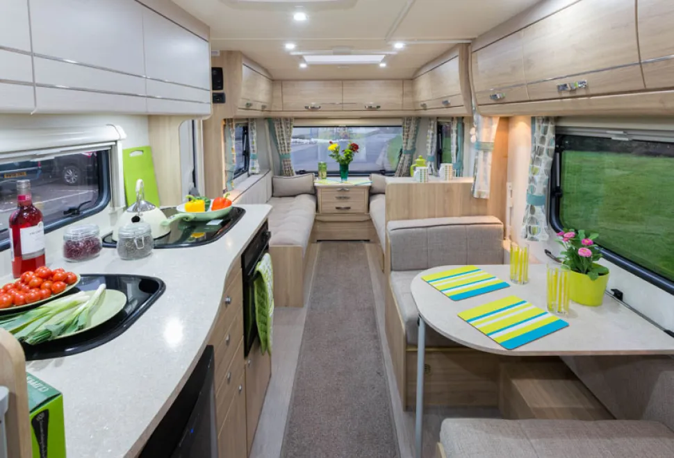 web-1-Light,-bright-and-open-plan-from-every-angle-74864