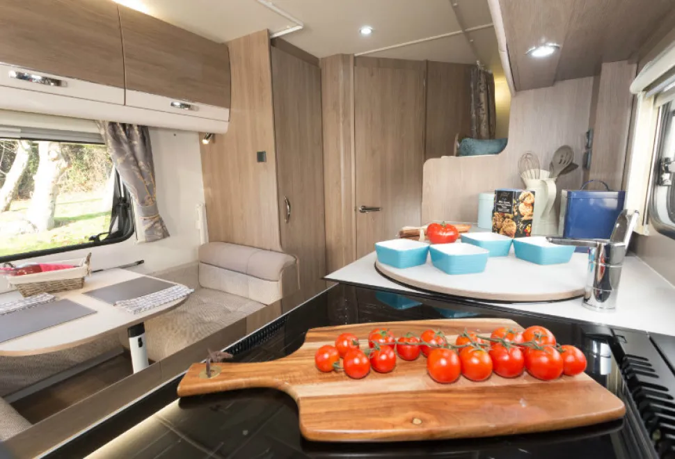 A-practical-kitchen-with-enough-space-and-a-large-round-sink-w800-79544