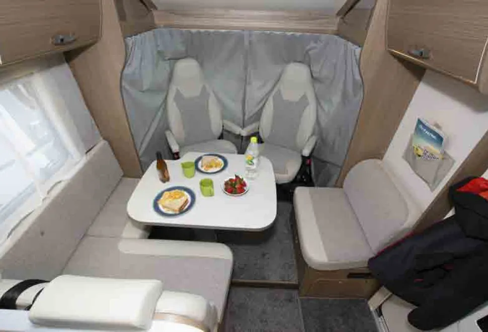 Carthago-449-table-43777