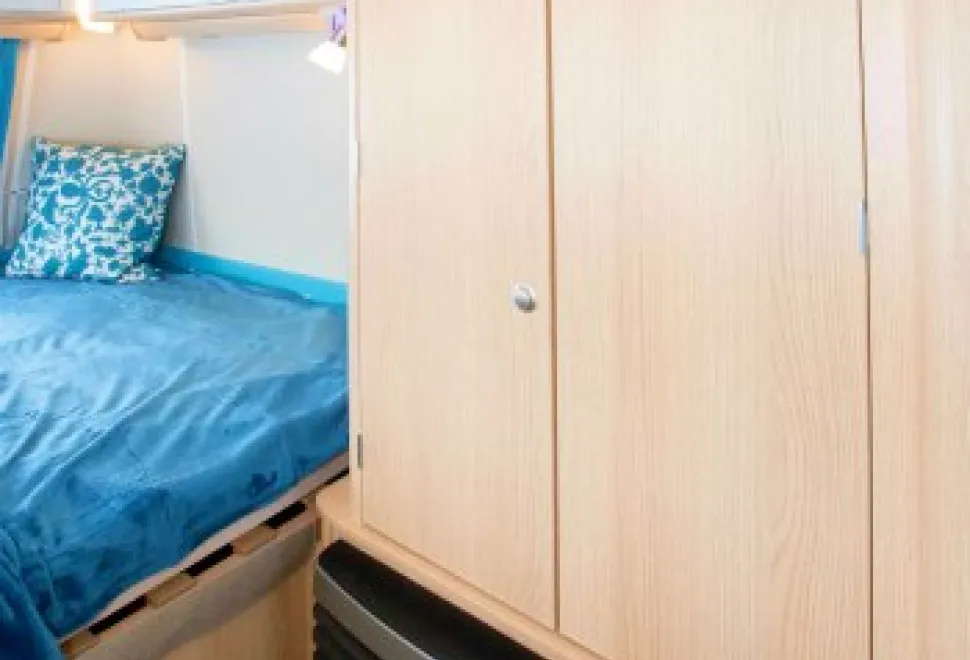 A-large-wardrobe,-with-the-Truma-heater-above-t-14990