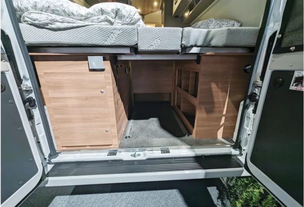 The Dethleffs Globetrail Classic 640 ER campervan rear view