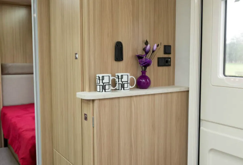 A-slim-TV-surface-above-the-table-cabinet-69404