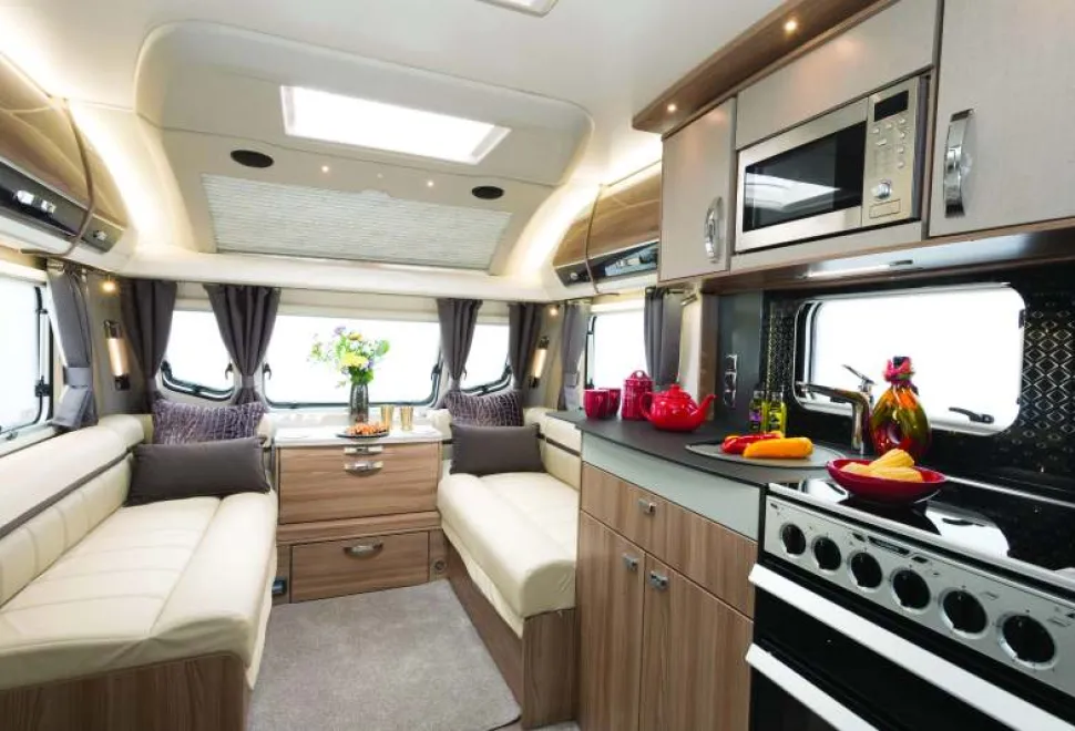 Light,-airy-and-super-large,-the-Elegance-Grande-is-both-grand-and-elegant-76775