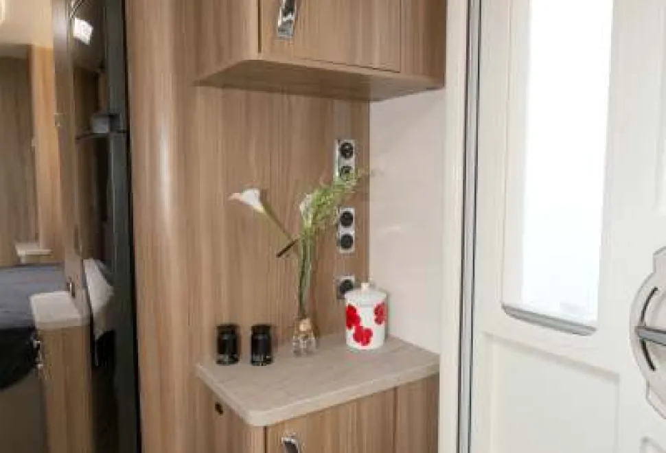 The-cabinet-by-the-door-has-TV-connections-nearby-78181