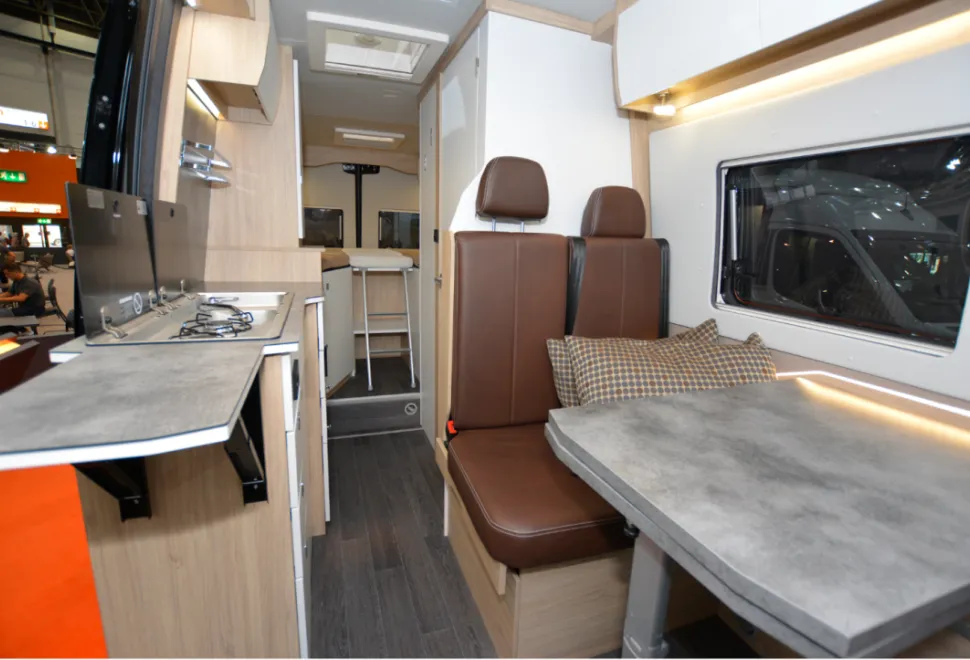 Yucon-7.0-GD-interior-33448