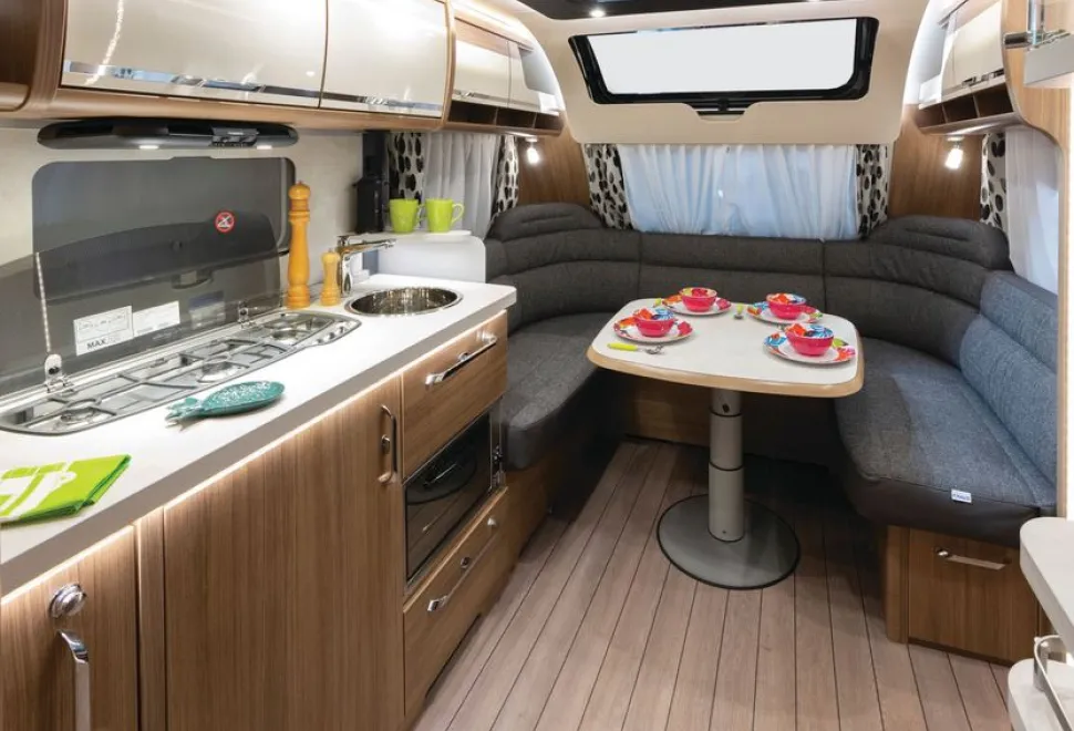 Knaus-Sudwind-North-Star-590-lounge-22033
