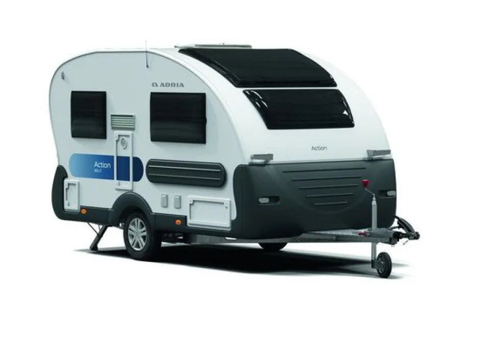 The-Adria-Action-361-LT-(photo-courtesy-of-Adria)-41116