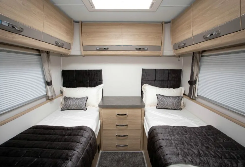 elddis-Crusader-supercyclone_3-04093