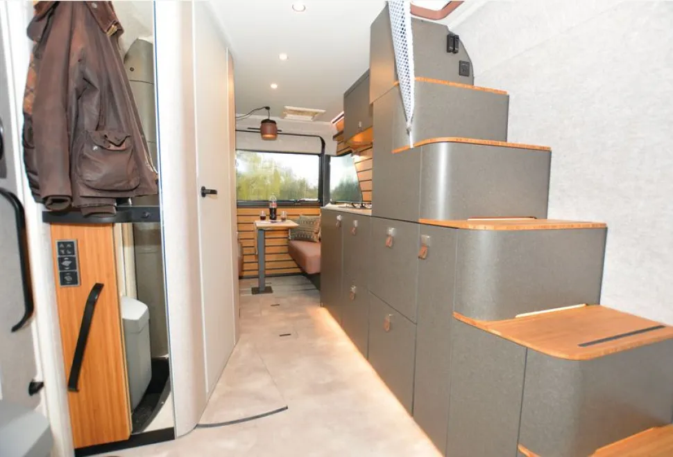 Hymer Venture S rising roof motorhome interior