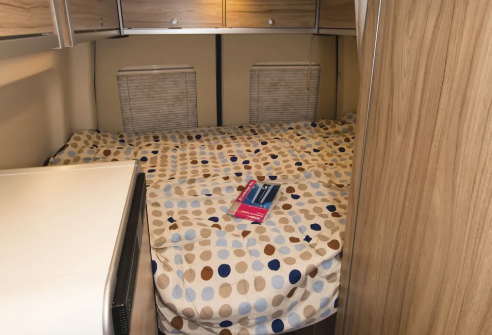 Hymer-Grand-Canyon-bed-68411