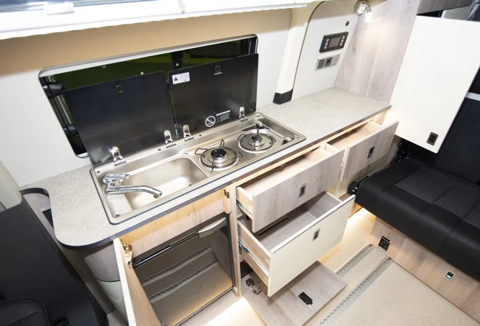 Proteus-kitchen-58423