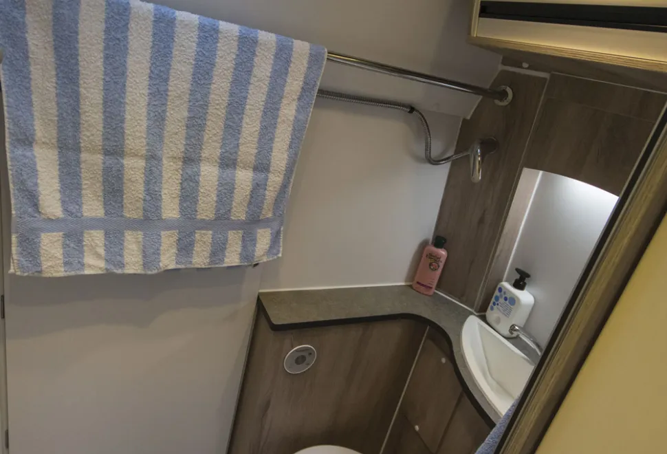 Wildax-Solaris-washroom-84483