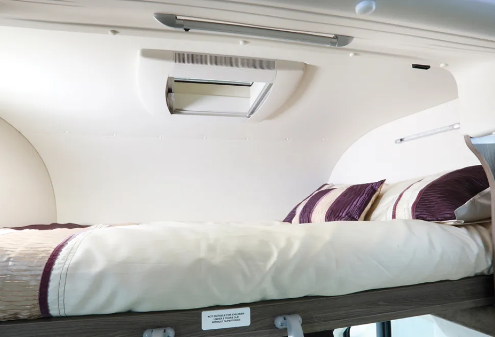 NUEVO_ES_OVERCAB_BED-98827