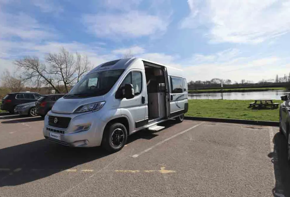 Chausson-Twist-exterior-door-open-18690