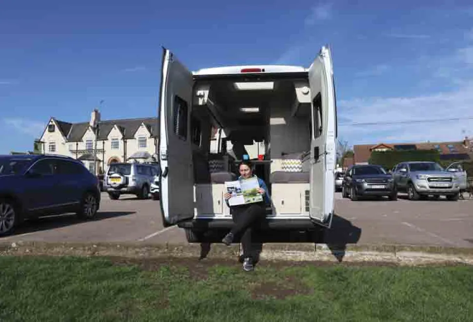 Chausson-Twist-doors-open-47169