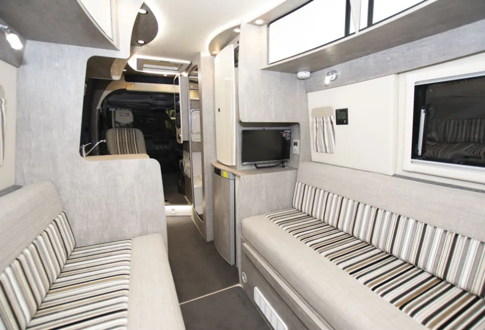 WildAx-Europa-interior-56053