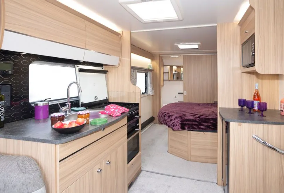 Bailey Pegasus Grande SE Brindisi caravan interior courtesy of Richard Chapman