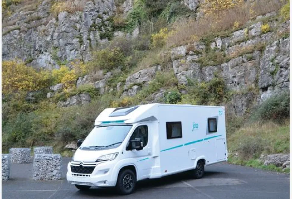 Joa-Camp-75T-low-profile-motorhome-exterior-19012
