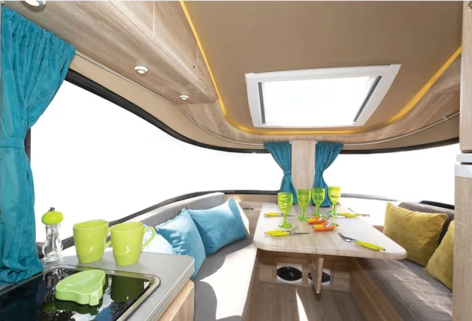 Freedom-Carpento-360-lounge-courtesy-of-Richard-Chapman-69770