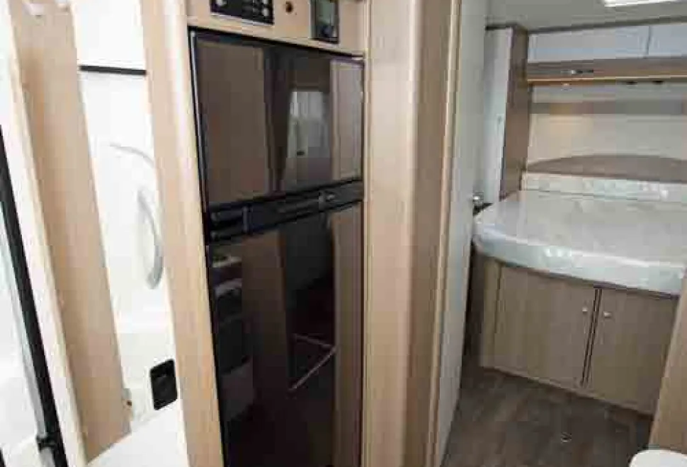 Carado-339-fridge-25185