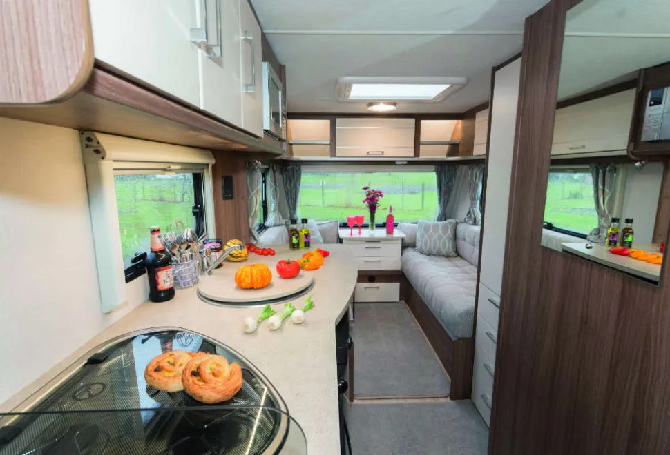 It&rsquo;s-a-lot-of-caravan-for-your-money!-w1000-60778